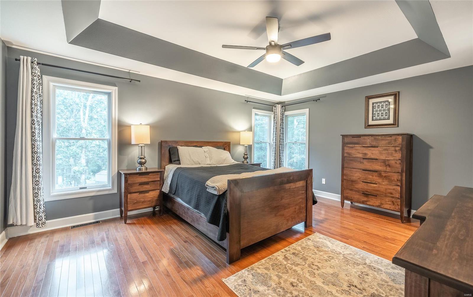 711 Oak Knoll