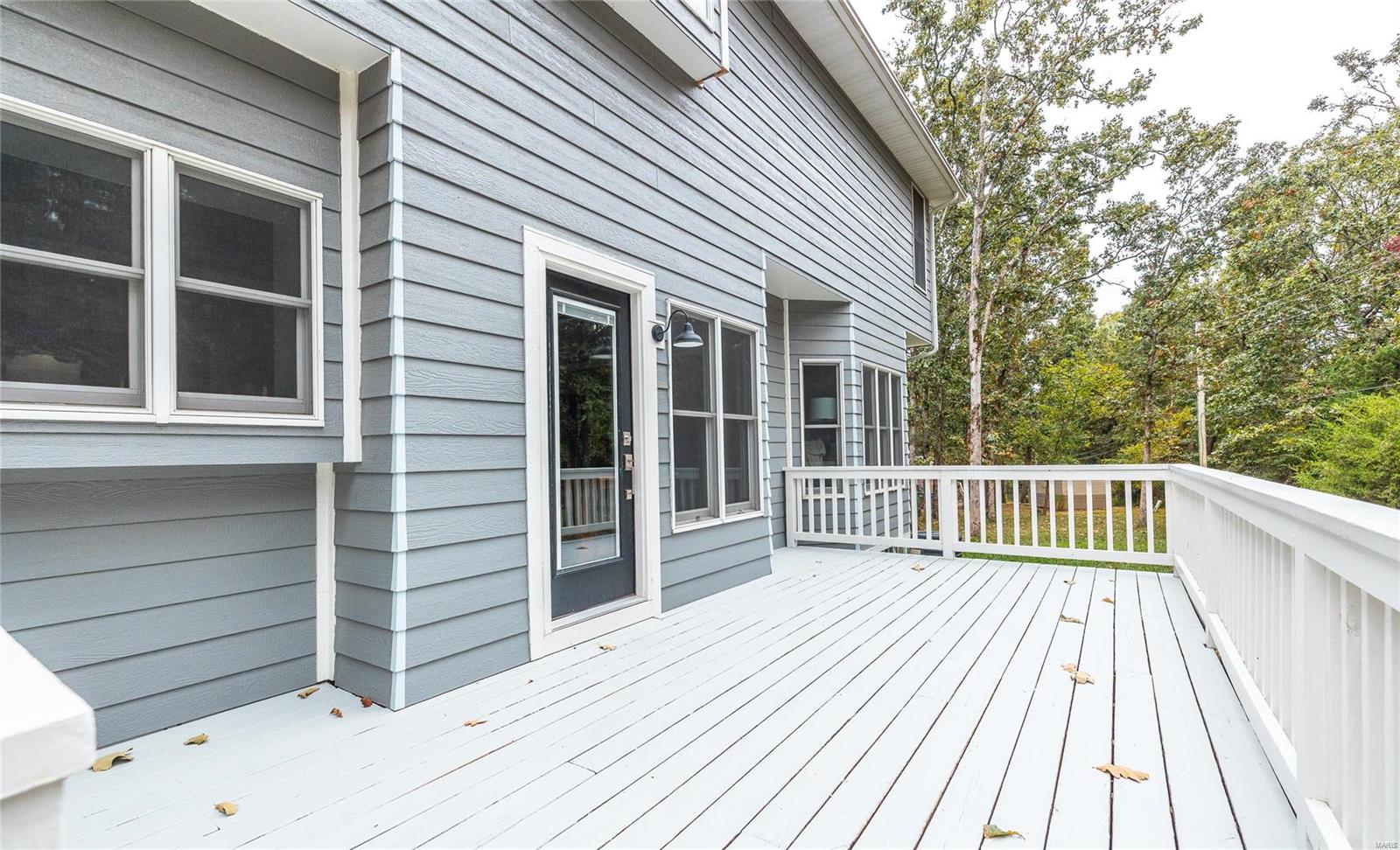 711 Oak Knoll