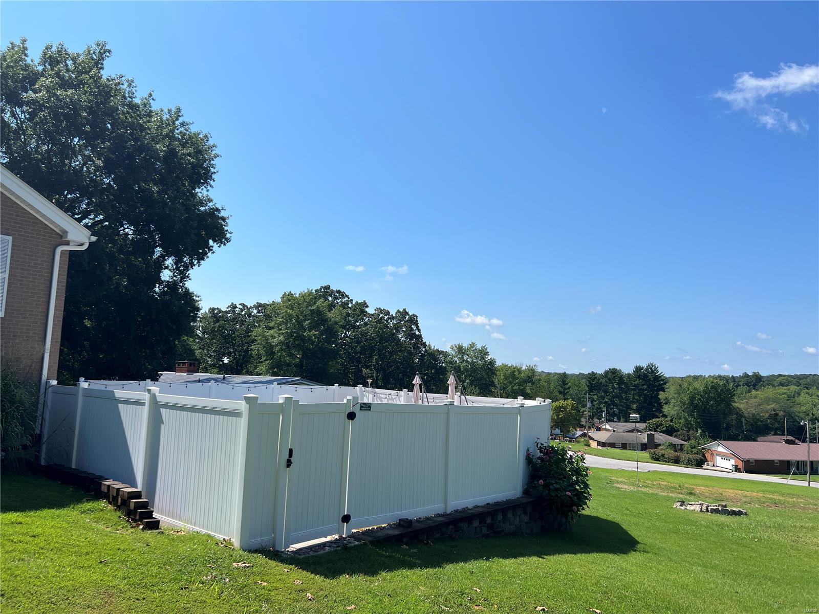 25 McFarland Drive