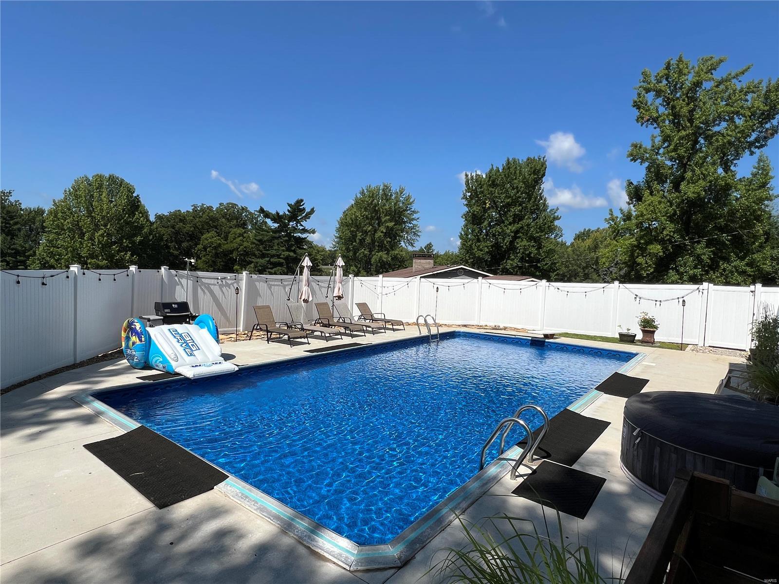 25 McFarland Drive