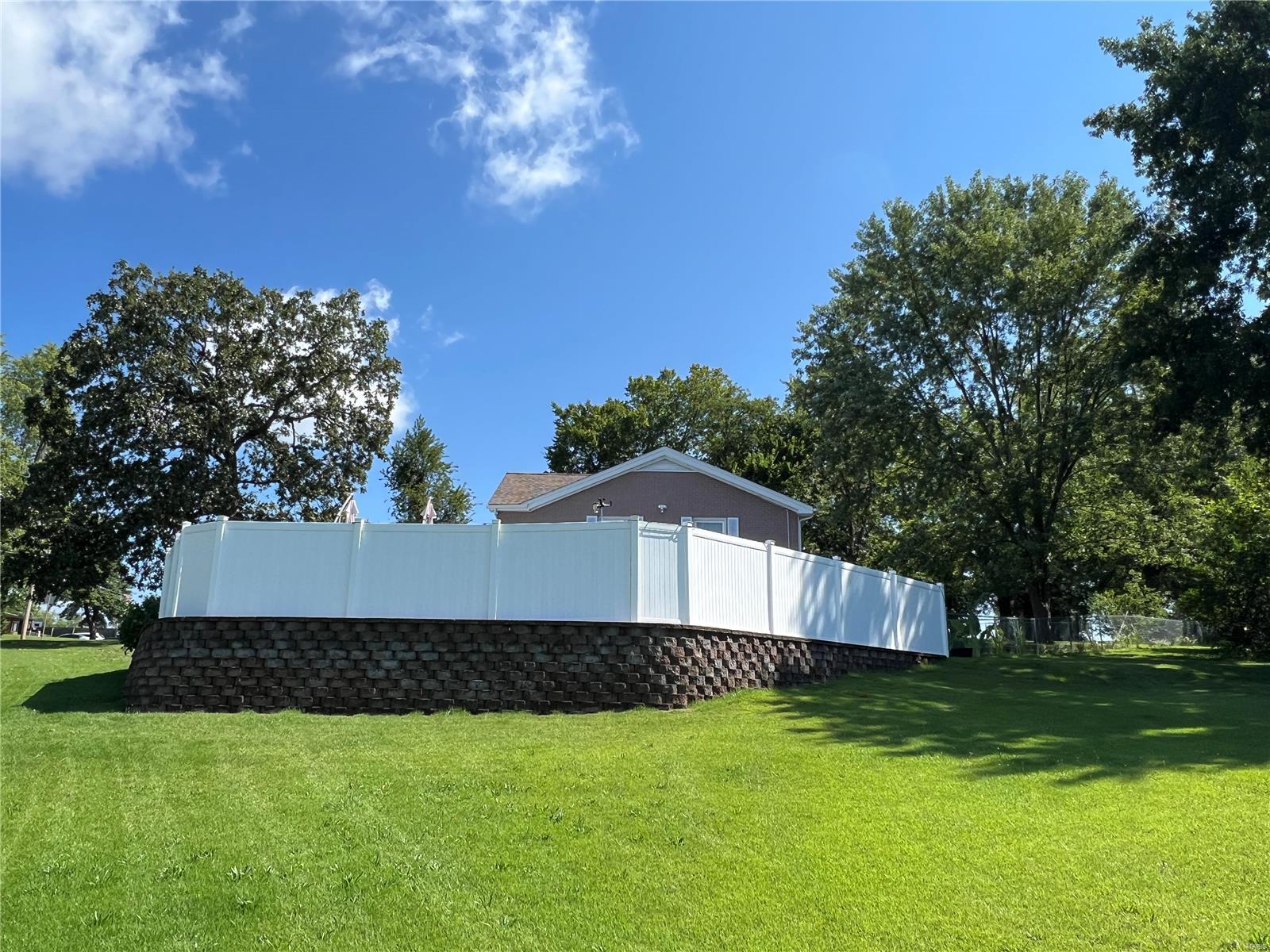 25 McFarland Drive
