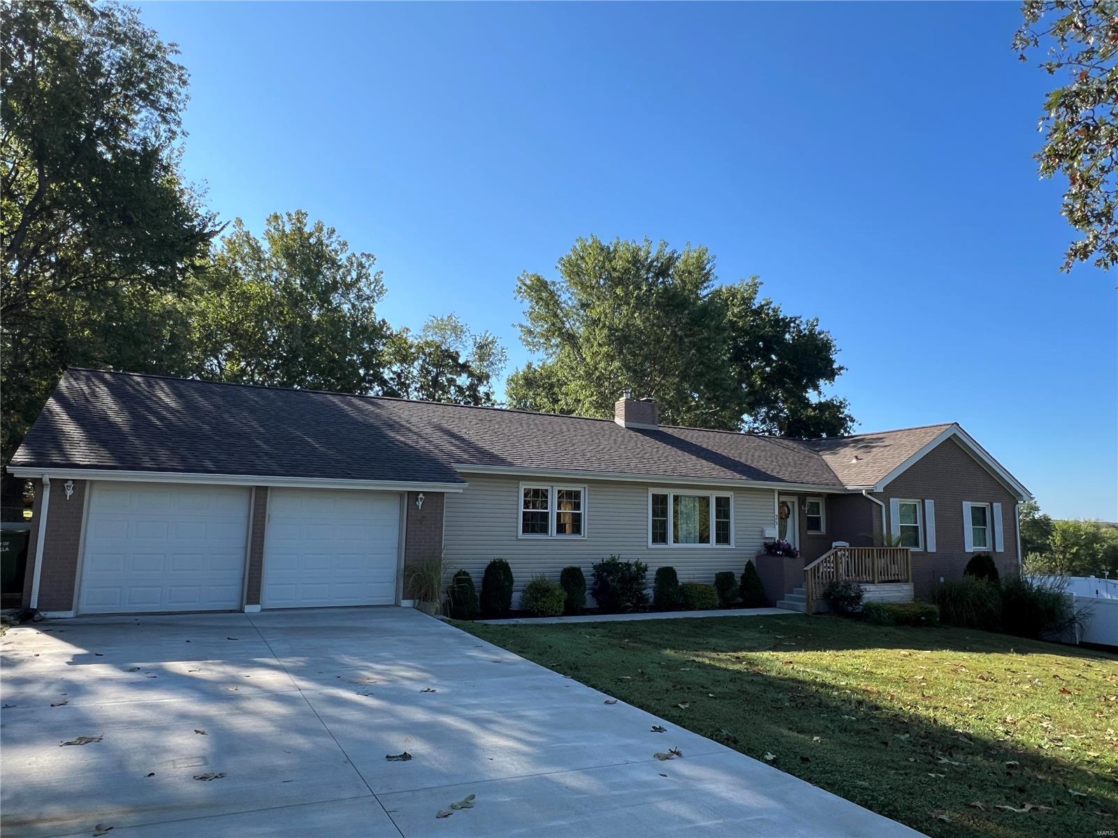 25 McFarland Drive