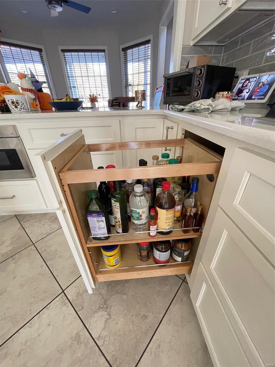 10289 Cedar Ridge Drive