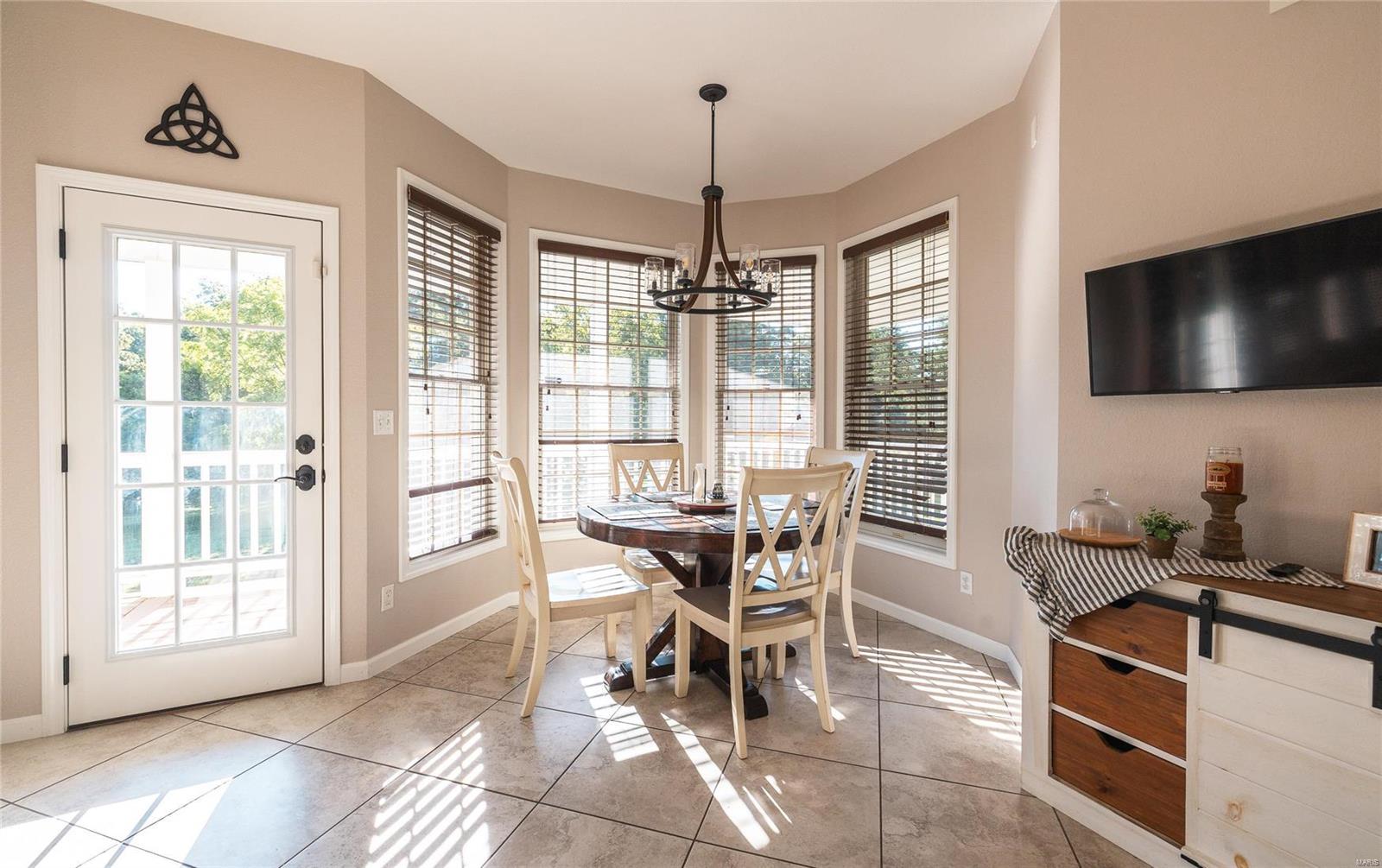 10289 Cedar Ridge Drive