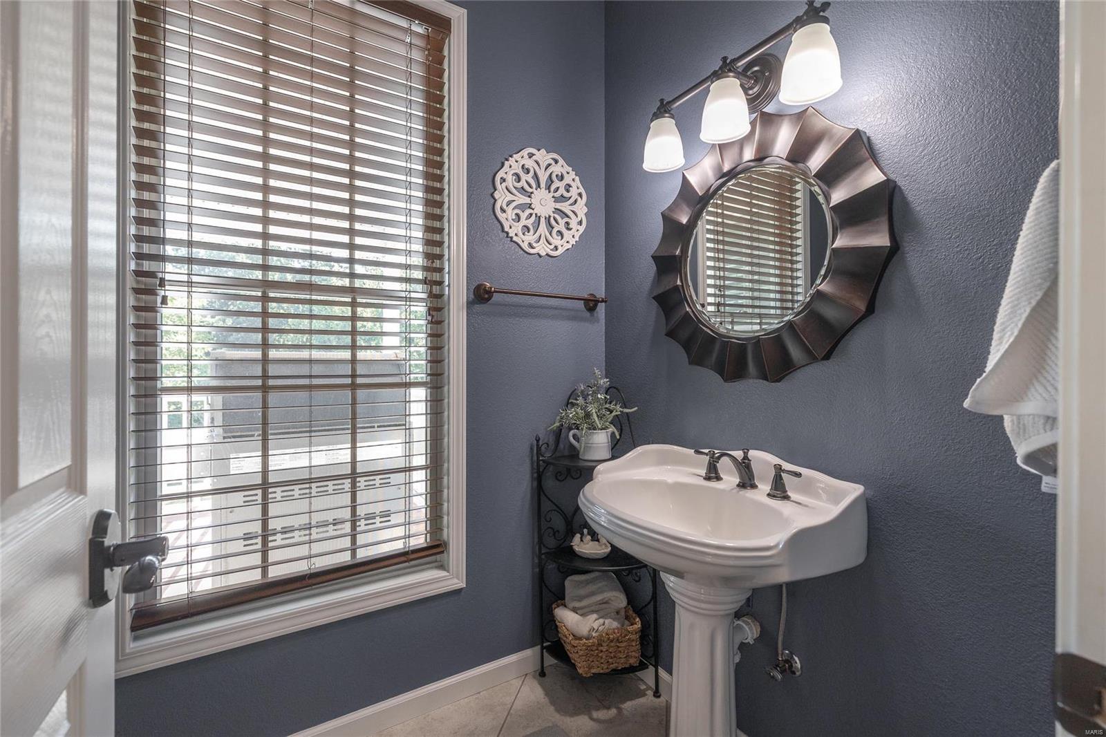 10289 Cedar Ridge Drive