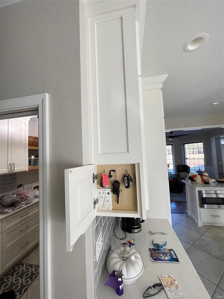 10289 Cedar Ridge Drive