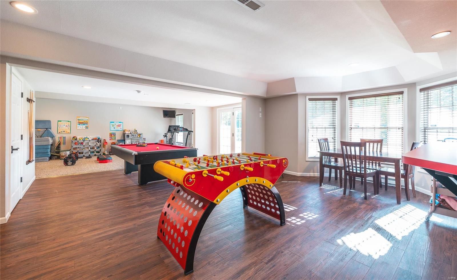 10289 Cedar Ridge Drive