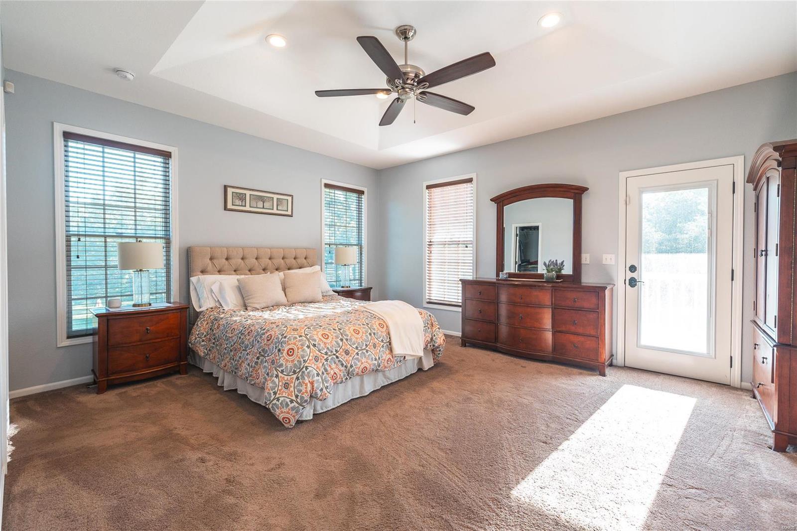 10289 Cedar Ridge Drive