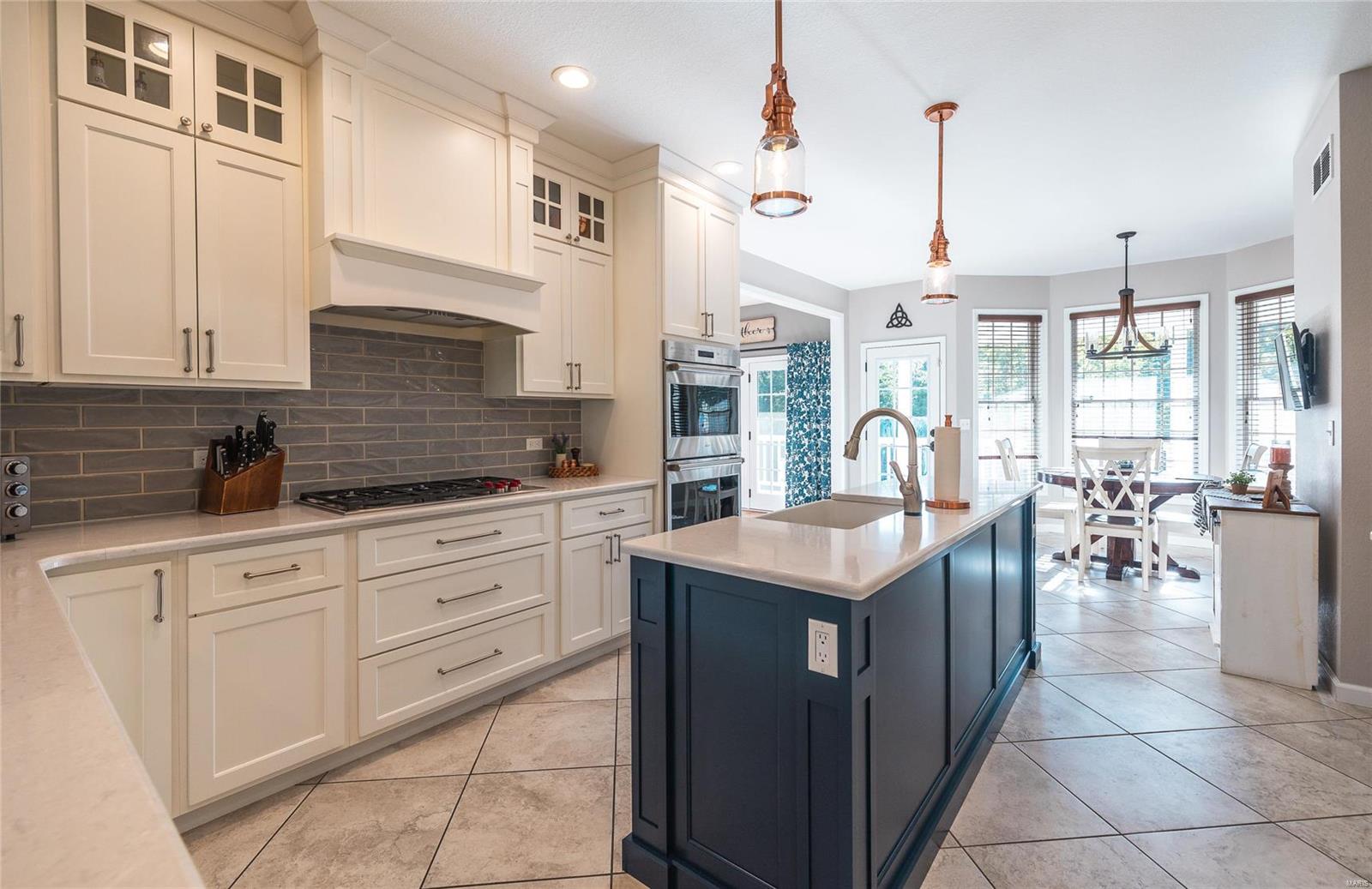10289 Cedar Ridge Drive