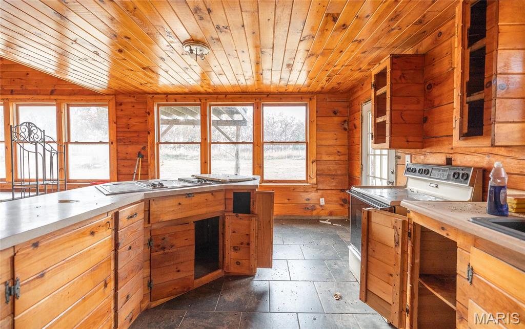 16851 County Road 1060