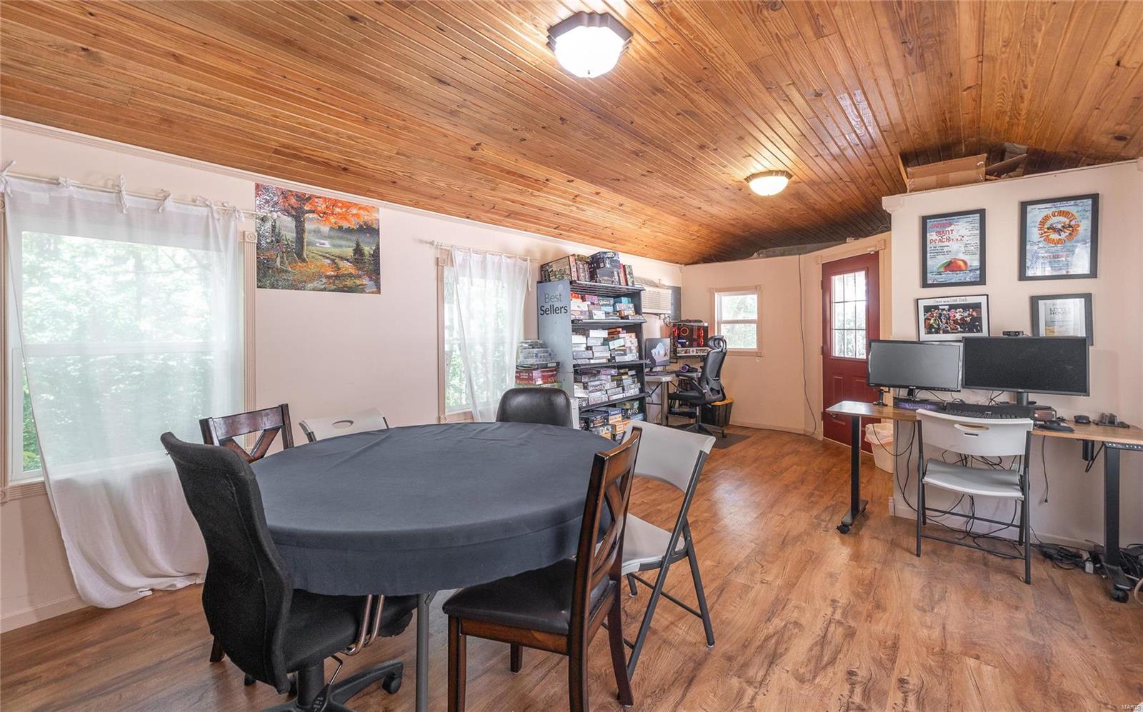 18642 County Road 3480