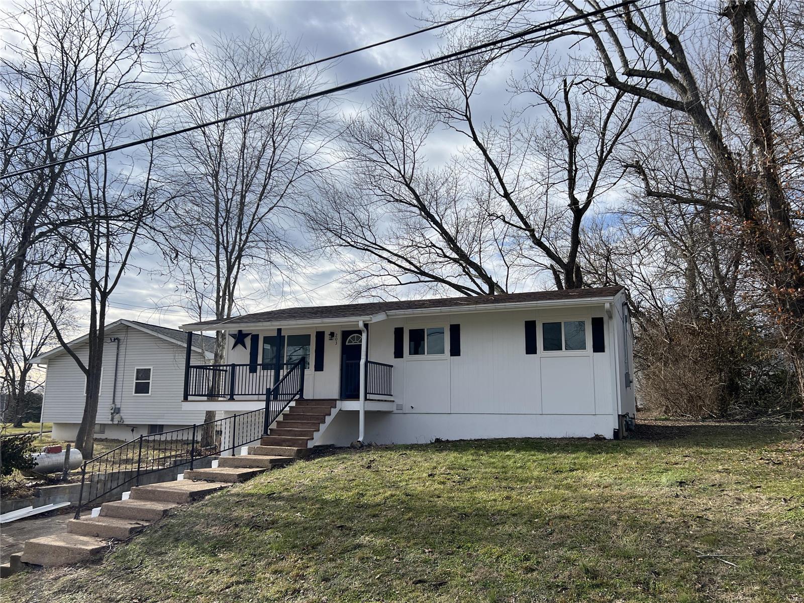 203 N Walnut Street