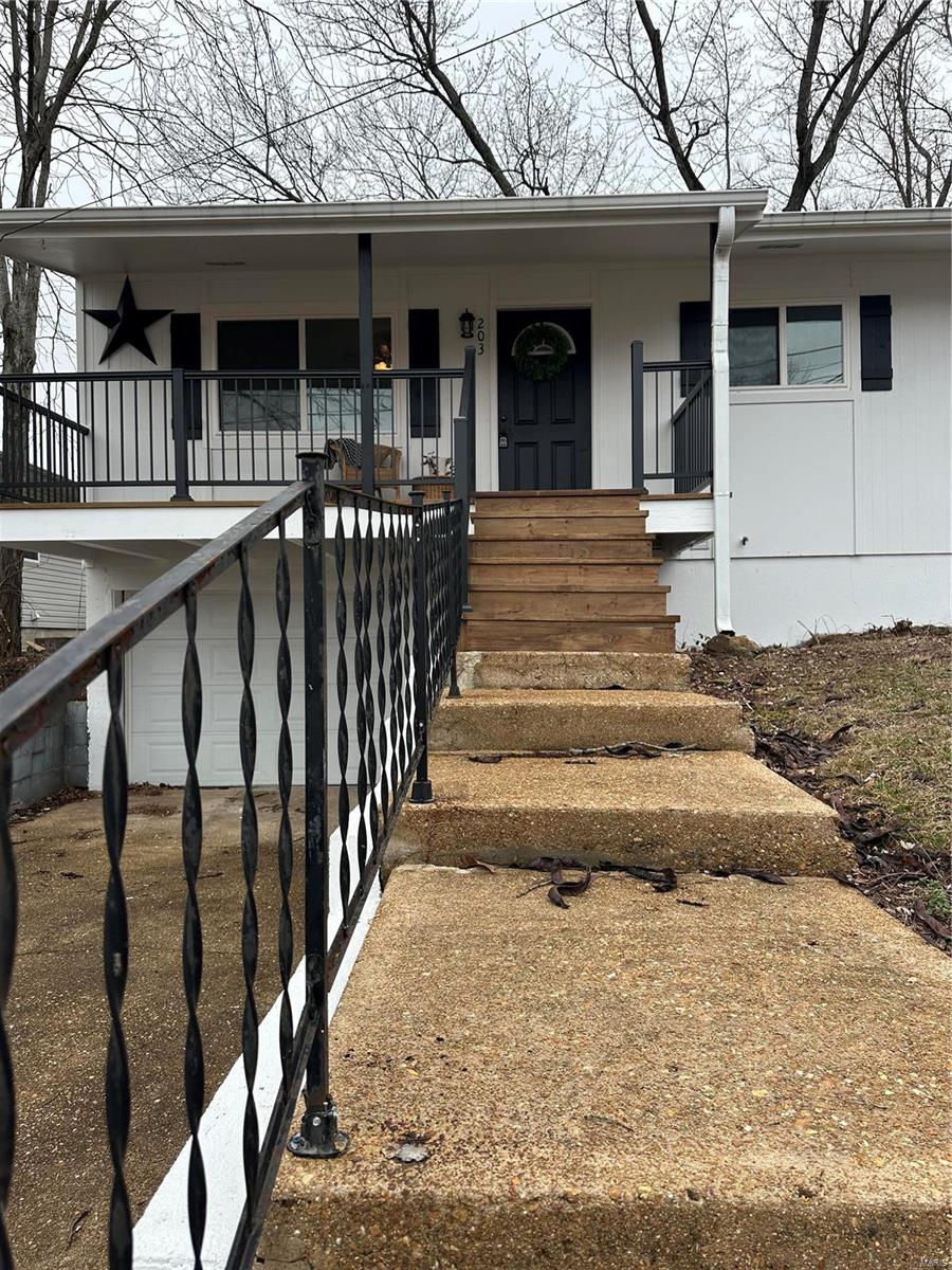 203 N Walnut Street