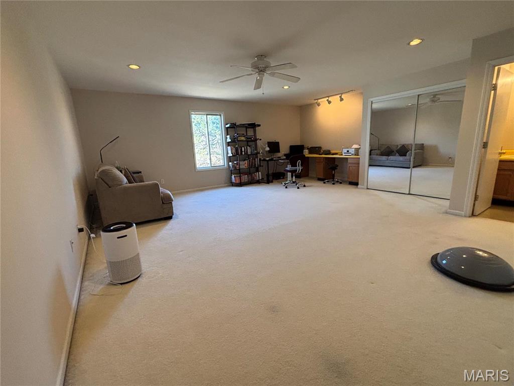 809 Cambridge Drive
