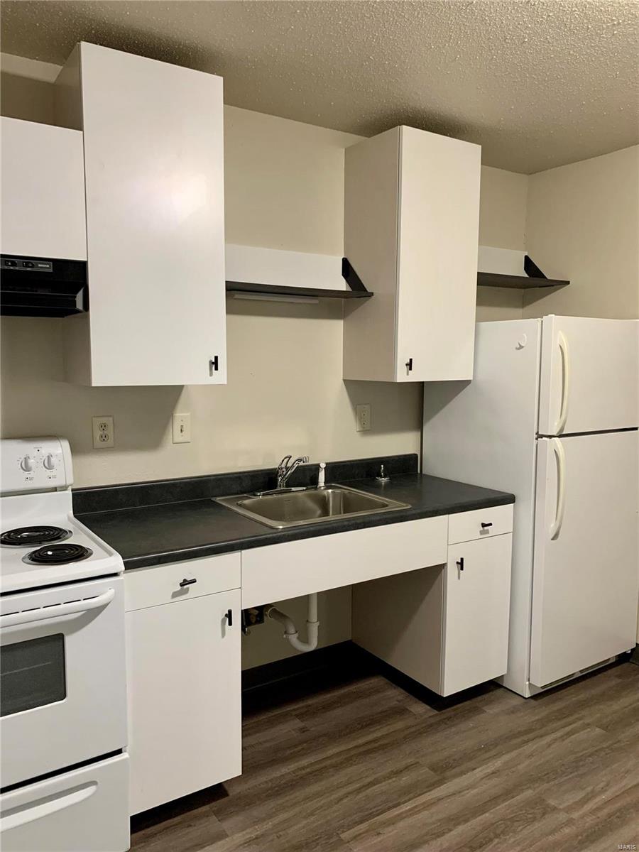 1108 Clemens Street Unit: 1-4