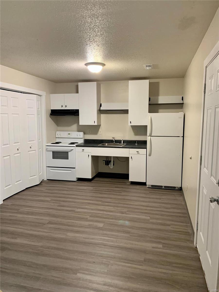 1107 Strobach Street Unit: 1-4