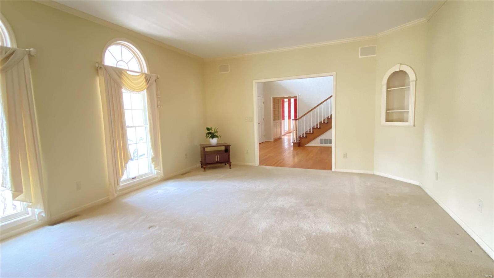 821 Oak Knoll Road