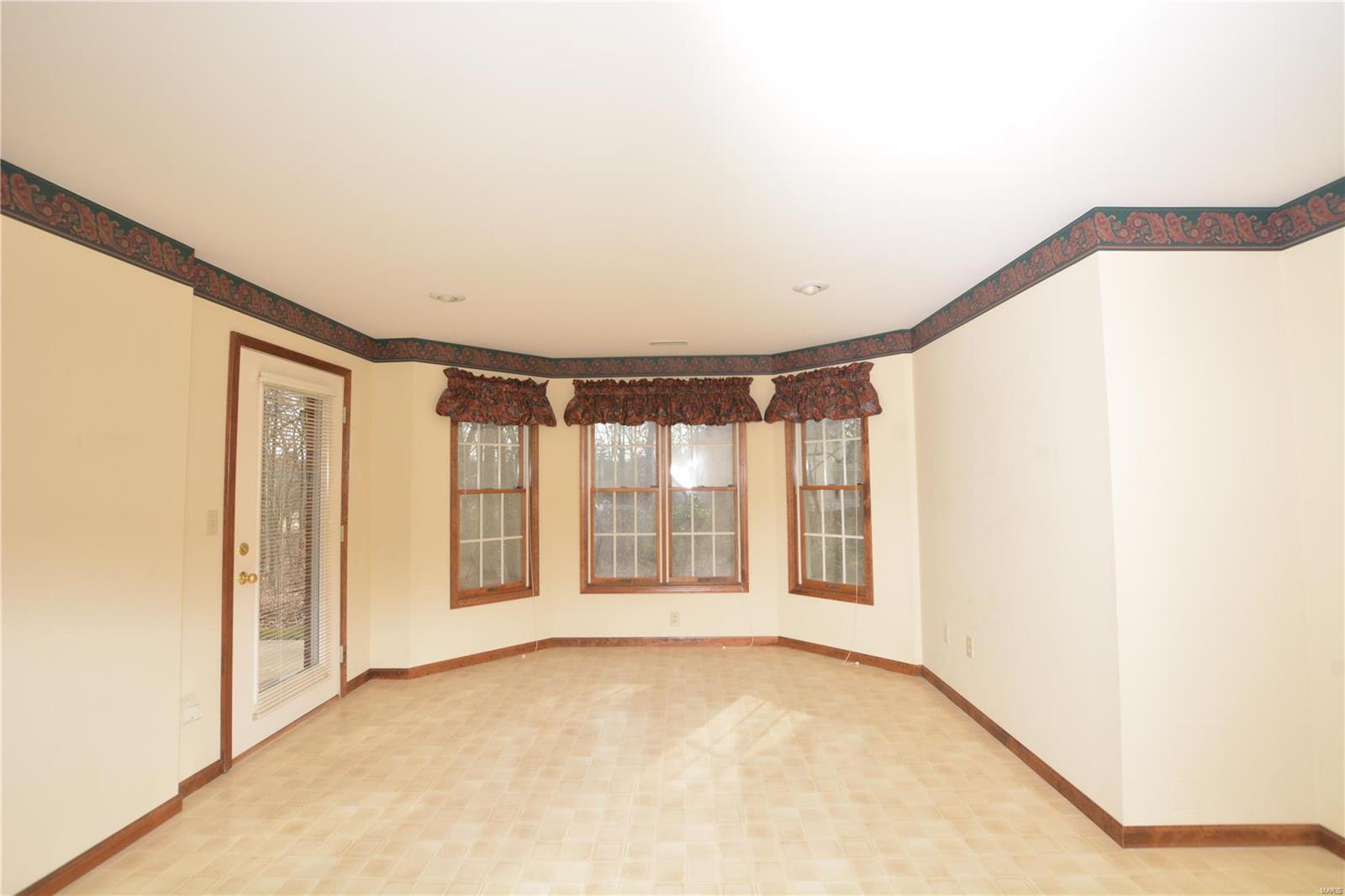 821 Oak Knoll Road
