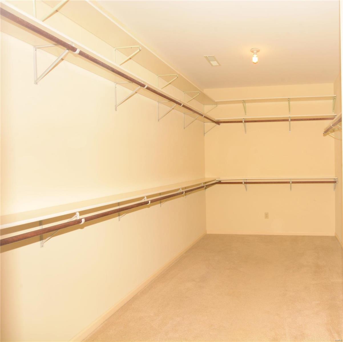 821 Oak Knoll Road
