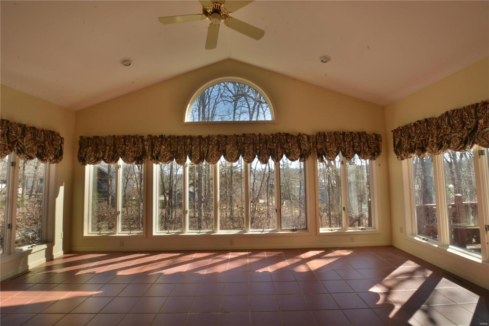 821 Oak Knoll Road