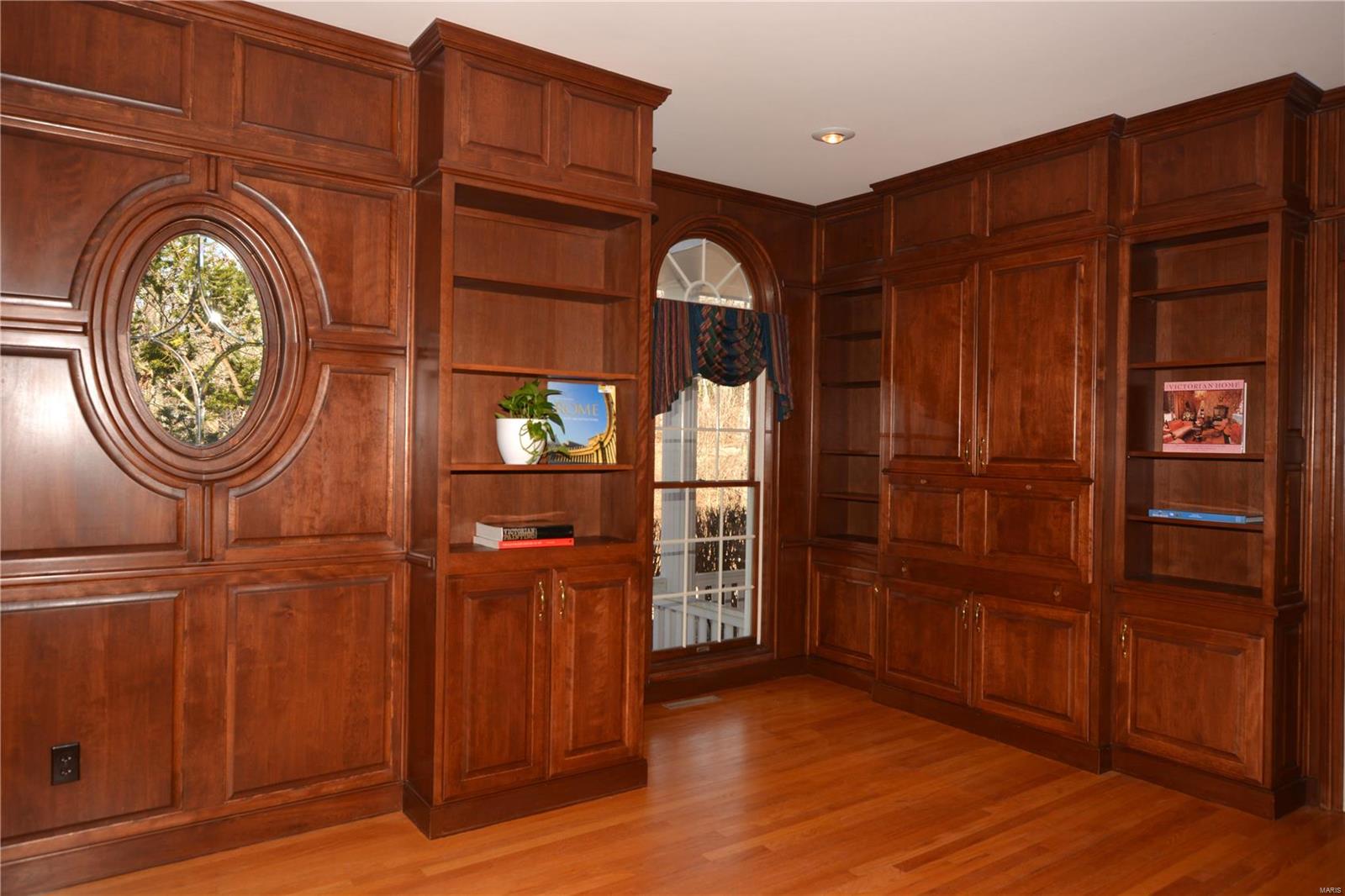 821 Oak Knoll Road