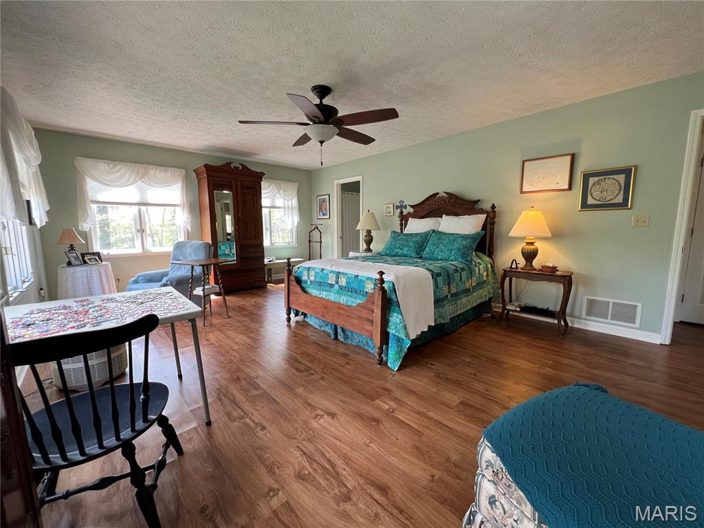 10560 County Road 8090