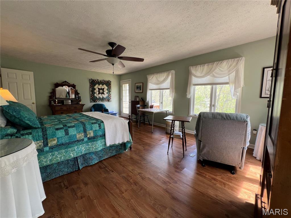 10560 County Road 8090