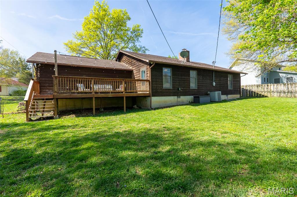 1003 Sycamore Drive