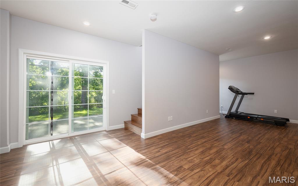 1347 Thomas Drive