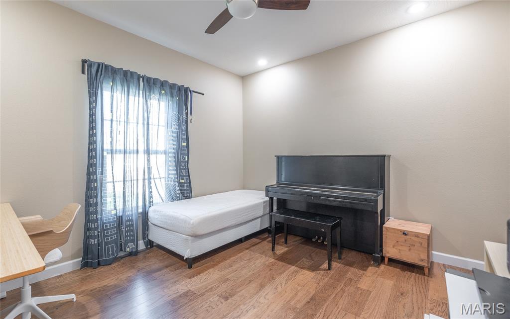 1347 Thomas Drive