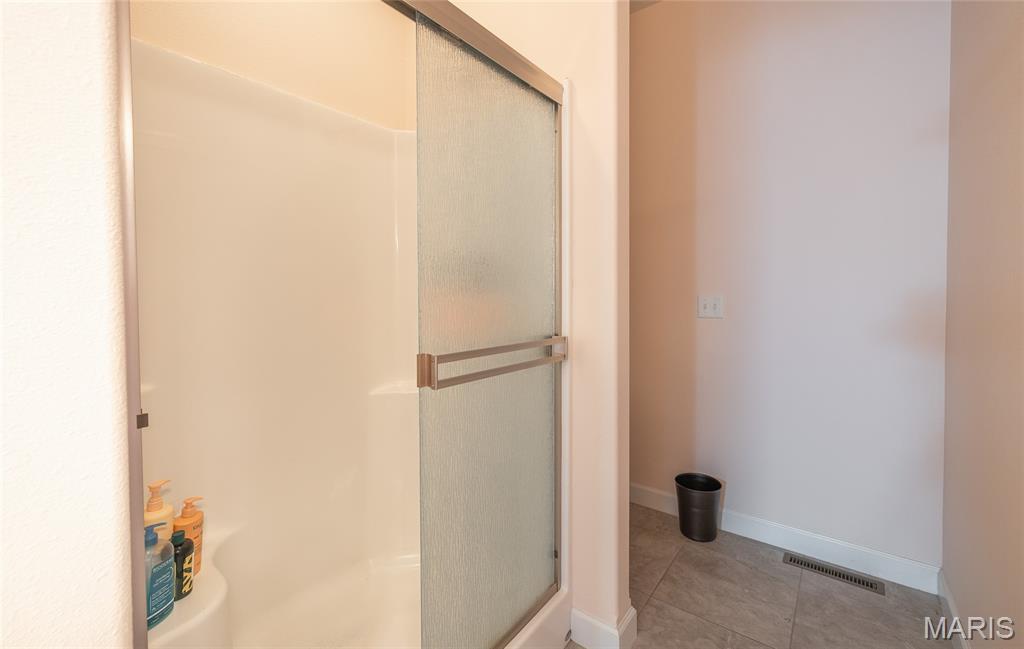 1347 Thomas Drive