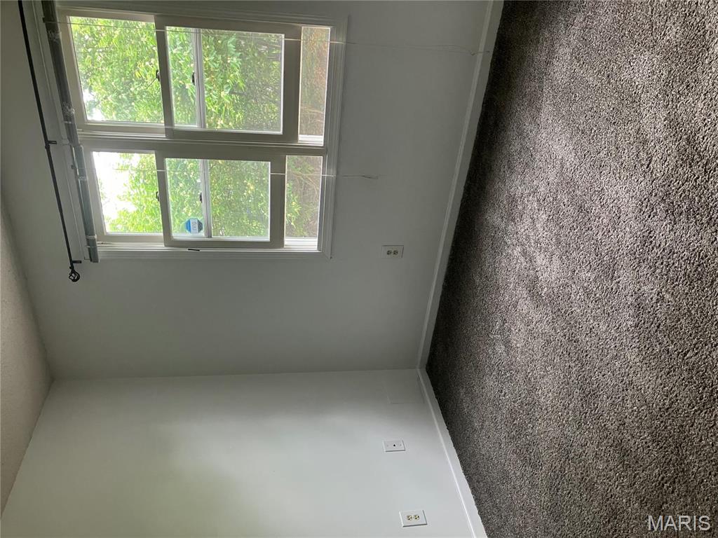 303 Greenbriar