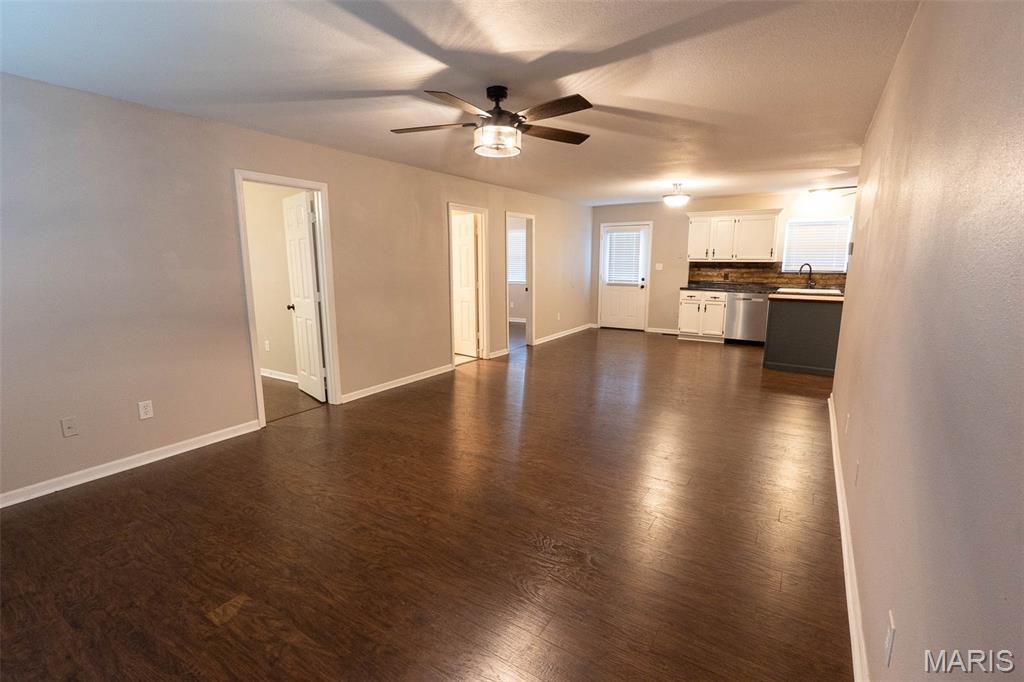 1134-1136 Amanda St
