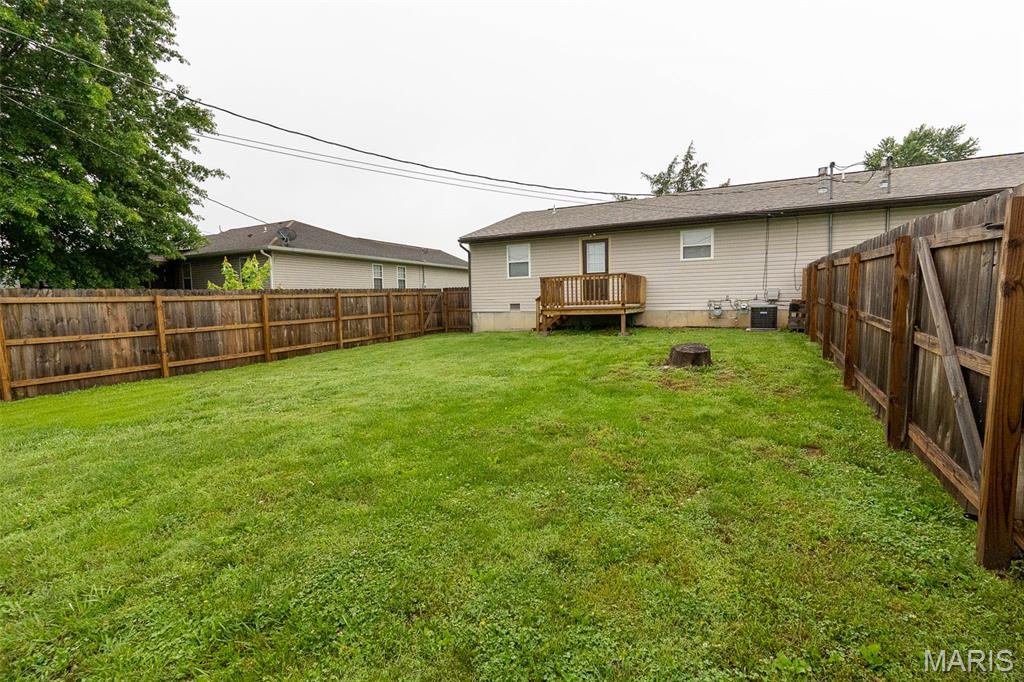 1134-1136 Amanda St