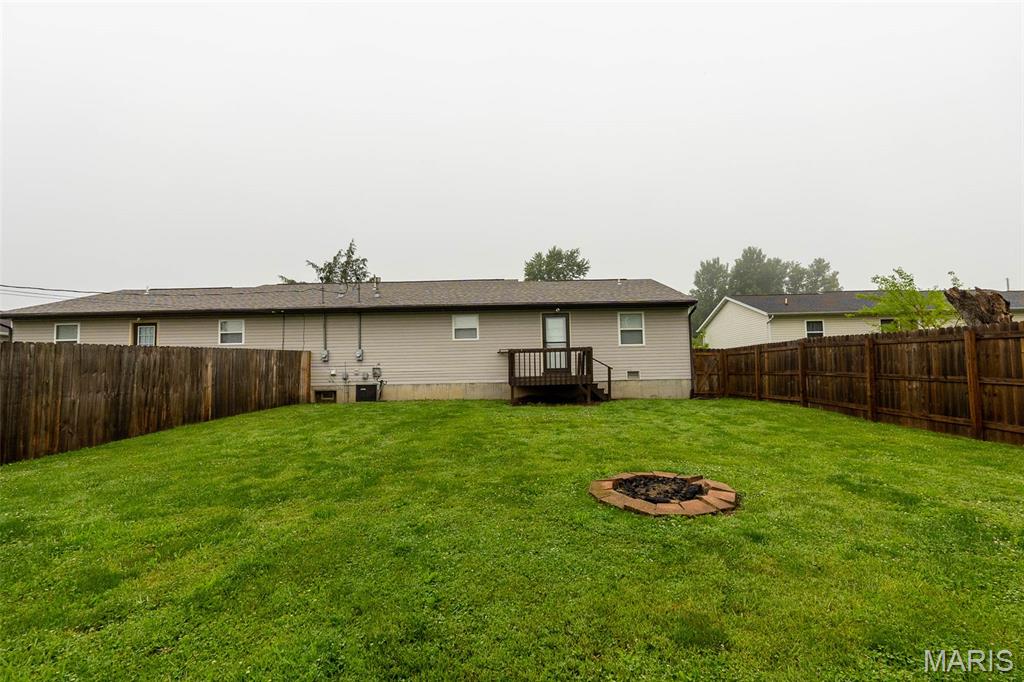 1134-1136 Amanda St