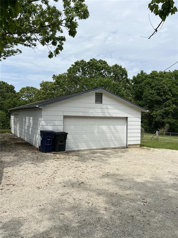 15296 County Road 1050