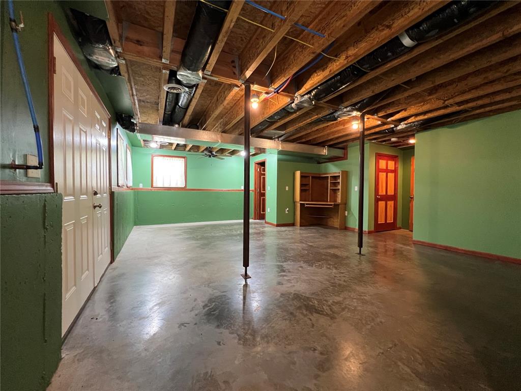 15296 County Road 1050