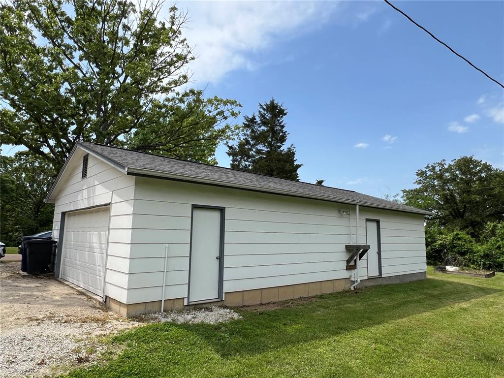 15296 County Road 1050