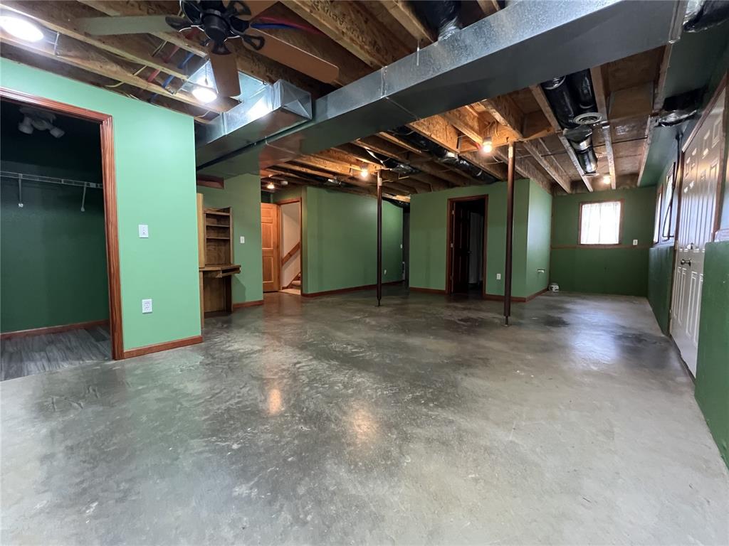 15296 County Road 1050
