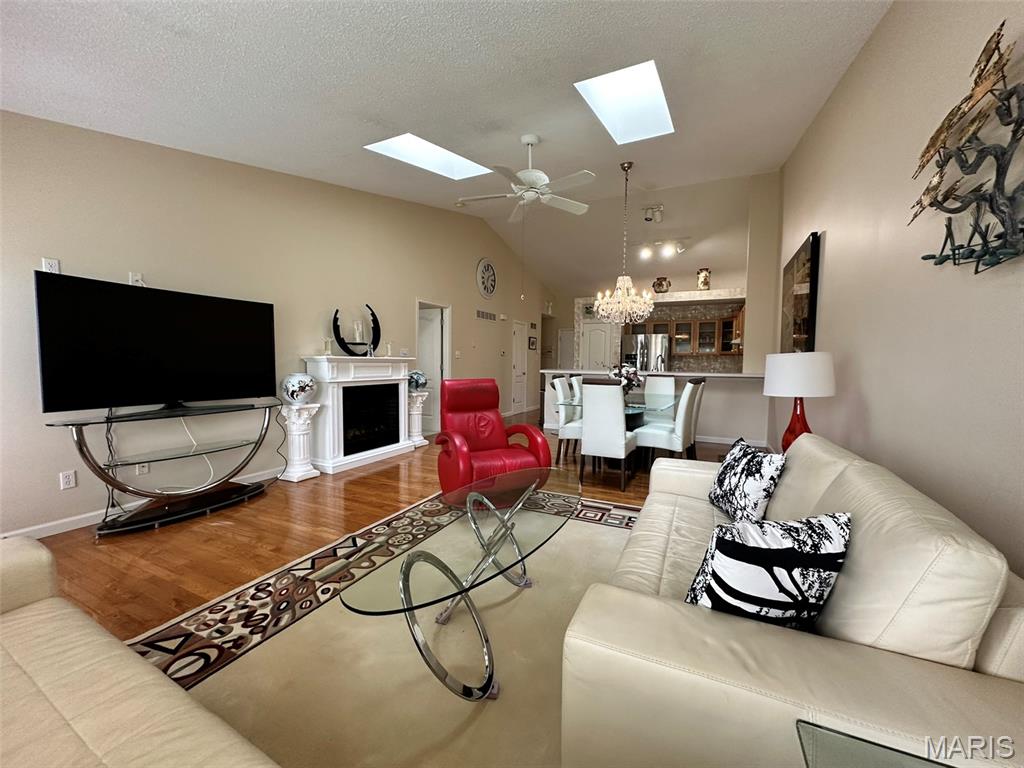 17 Battersea Court Unit: 6B