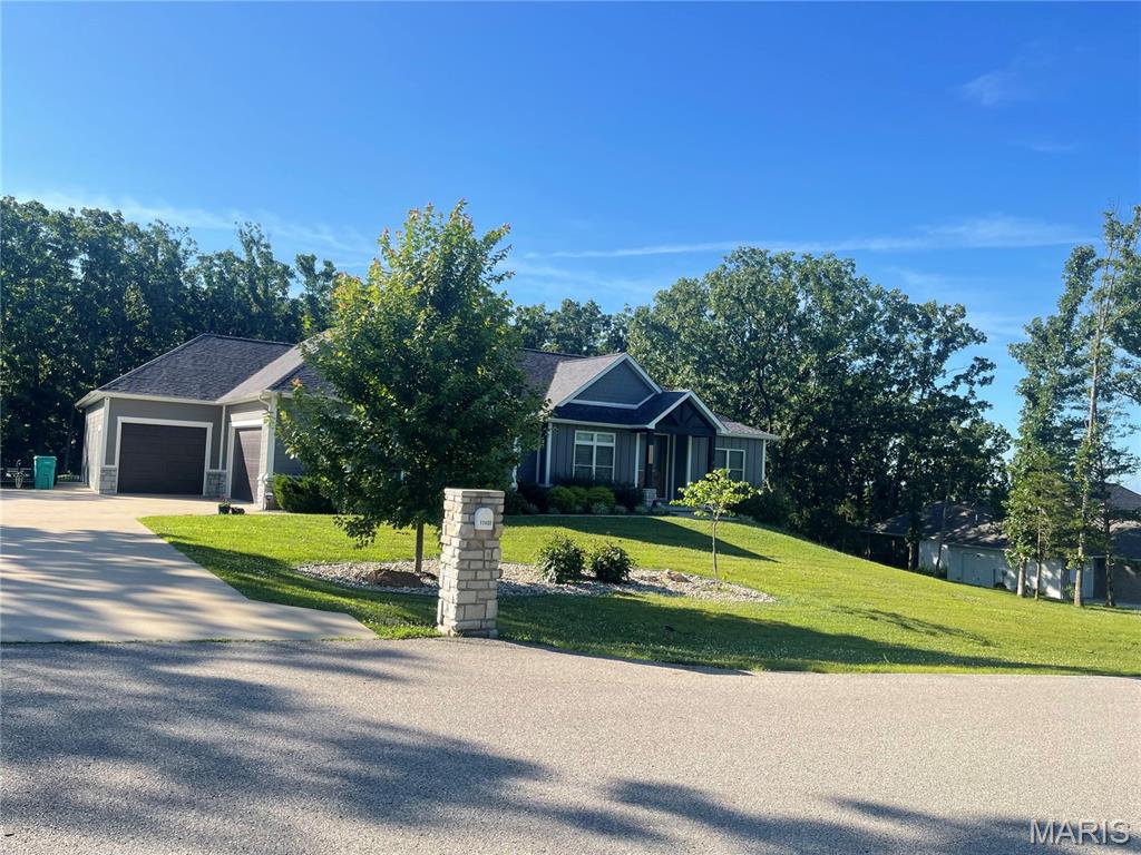 11400 Quartz Lake Drive