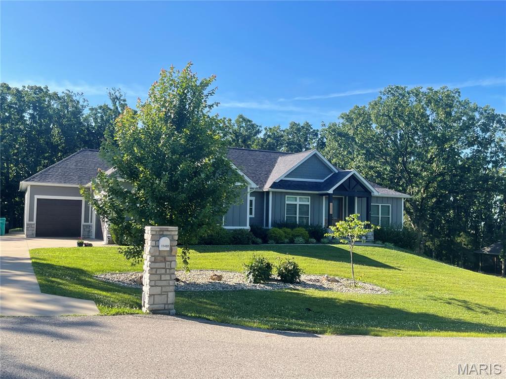 11400 Quartz Lake Drive