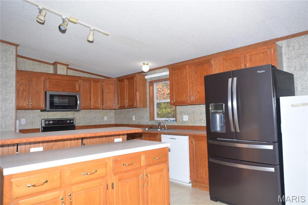 11297 County Road 2180