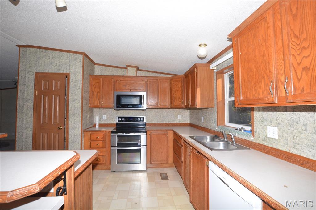 11297 County Road 2180