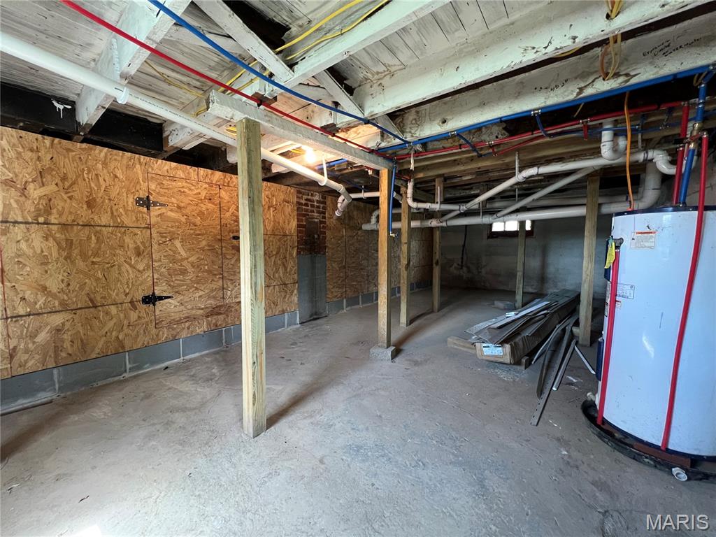 100 N Walnut Street