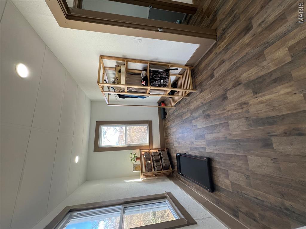 100 N Walnut Street