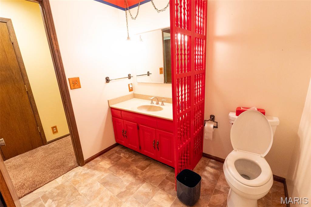 10235 County Road 3070