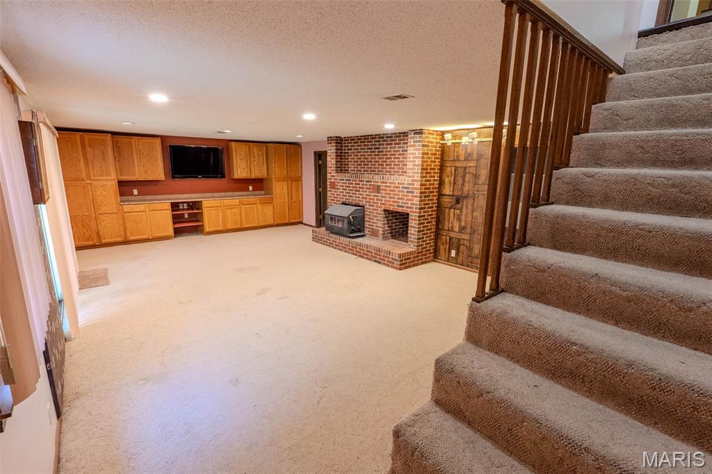 10235 County Road 3070