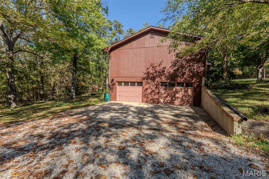 10235 County Road 3070