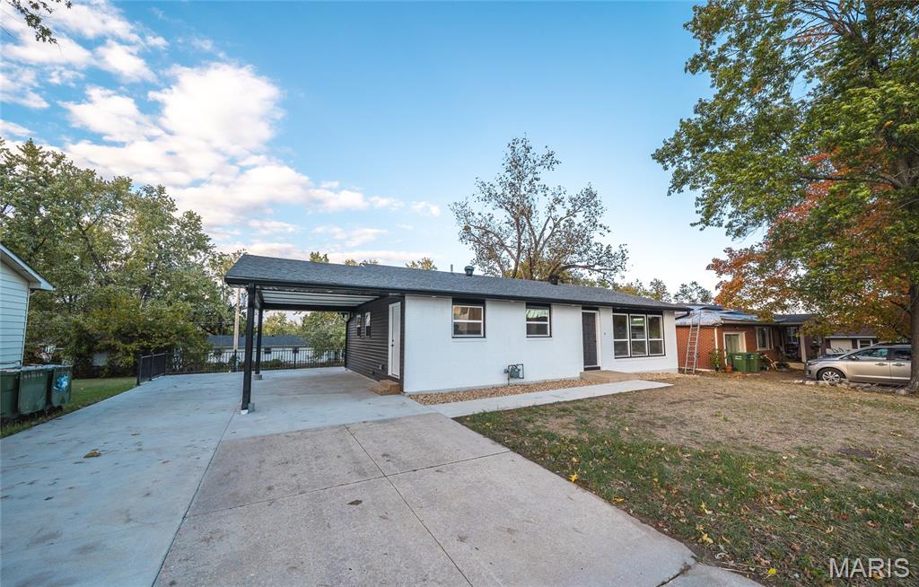 585 Basswood Drive